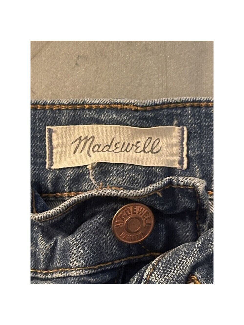 Madewell High-Rise Denim Shorts Women’s Size 27 Button Fly Frayed - Picture 3 of 5